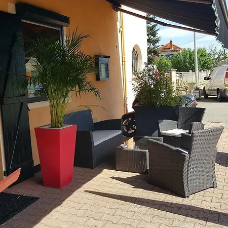 Hotel Des Volcans D'auvergne 3*